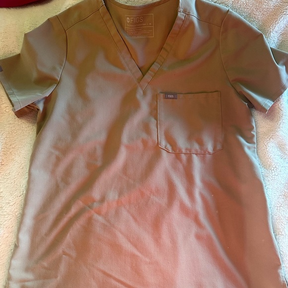 Figs Tops - Figs scrub top Medium - sand